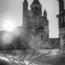 Collégiale contre jour_ copy